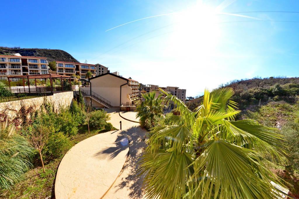 Montetrest Apartments Sveti Stefan Buitenkant foto